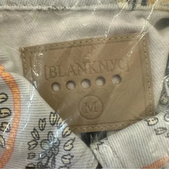 BlankNYC Coming Through Women’s Paisley Print Button Up Denim Jacket Size M NWT - Picture 8 of 11